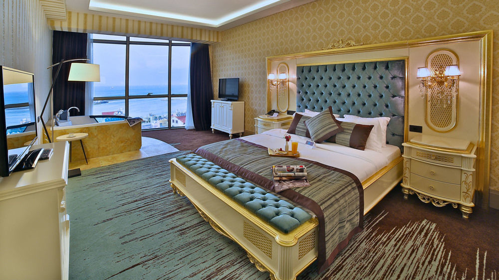 Ramada By Wyndham Iskenderun Hotel Eksteriør billede